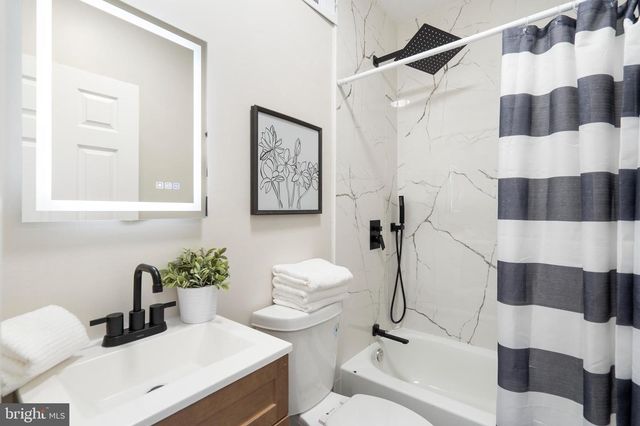 4011 RIDGEWOOD AVE, Baltimore, MD 21215