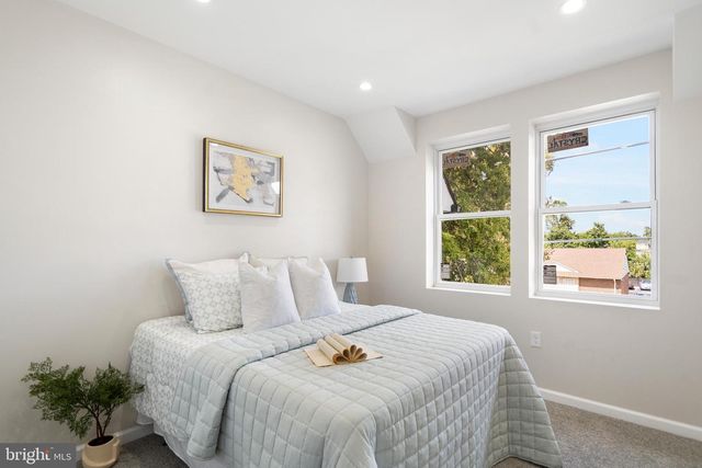 4011 RIDGEWOOD AVE, Baltimore, MD 21215