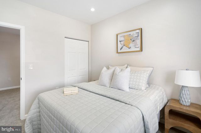 4011 RIDGEWOOD AVE, Baltimore, MD 21215