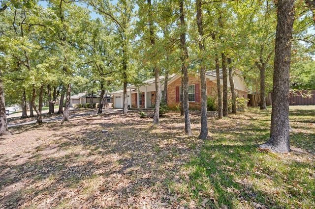 2517 Tanglewood Drive, Grapevine, TX 76051
