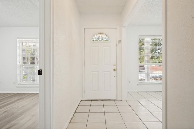 2517 Tanglewood Drive, Grapevine, TX 76051