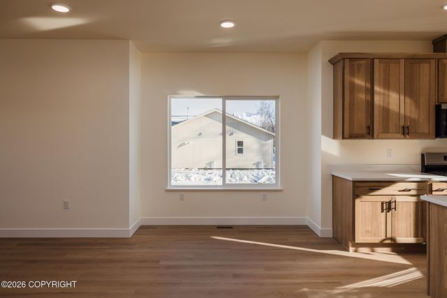 2923 N Cottage Knoll Drive, Palmer, AK 99645