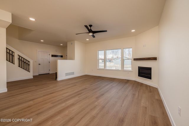 2923 N Cottage Knoll Drive, Palmer, AK 99645