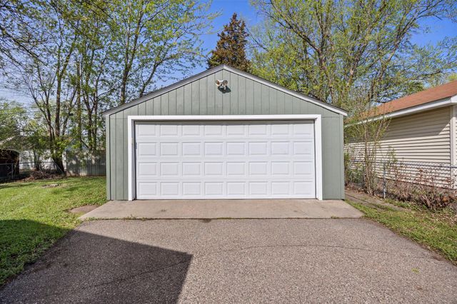 8120 Wentworth Avenue S, Bloomington, MN 55420