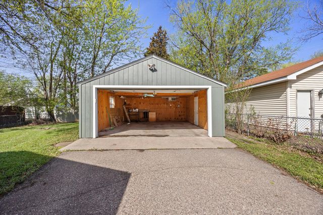 8120 Wentworth Avenue S, Bloomington, MN 55420