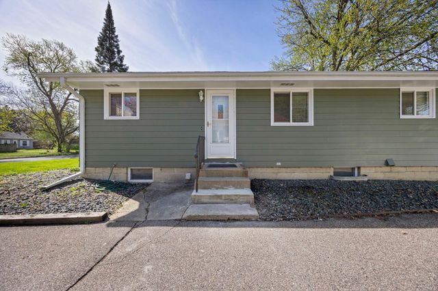 8120 Wentworth Avenue S, Bloomington, MN 55420