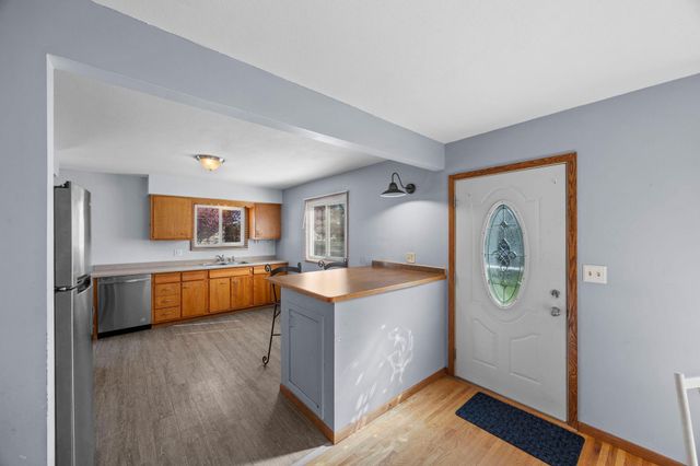 8120 Wentworth Avenue S, Bloomington, MN 55420