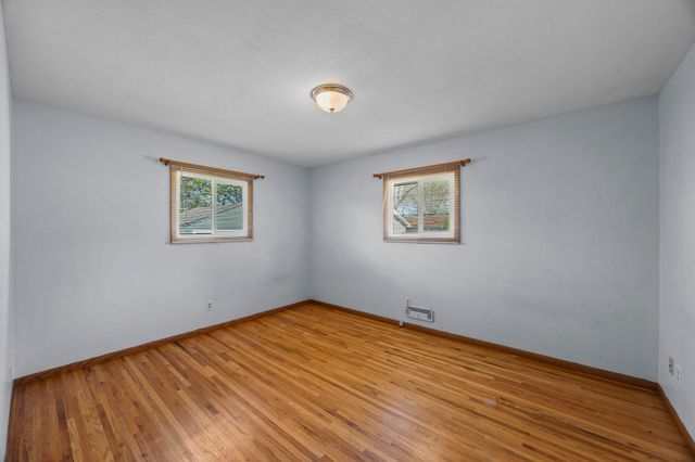 8120 Wentworth Avenue S, Bloomington, MN 55420