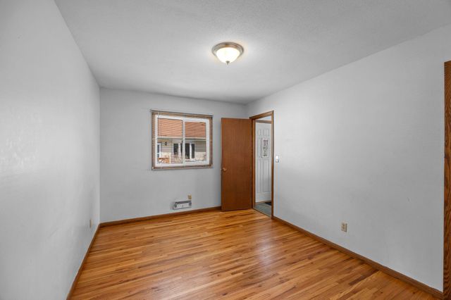 8120 Wentworth Avenue S, Bloomington, MN 55420