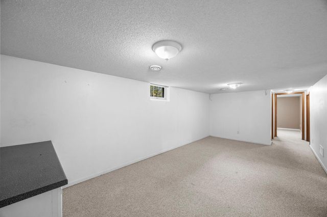 8120 Wentworth Avenue S, Bloomington, MN 55420