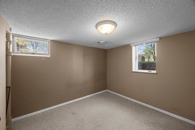 8120 Wentworth Avenue S, Bloomington, MN 55420