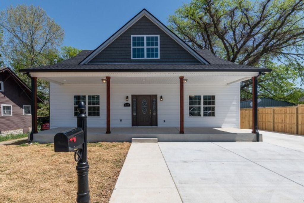 517 2nd Ave, N, Lewisburg, TN 37091