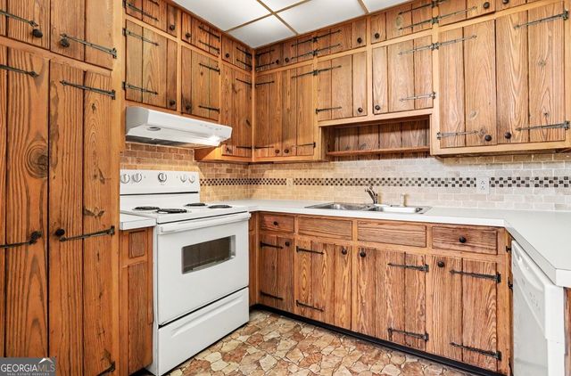 7530 Williamsberg Drive, Cumming, GA 30041