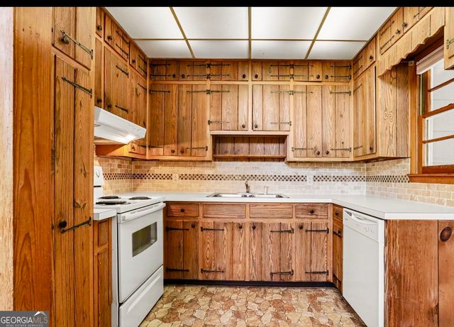 7530 Williamsberg Drive, Cumming, GA 30041