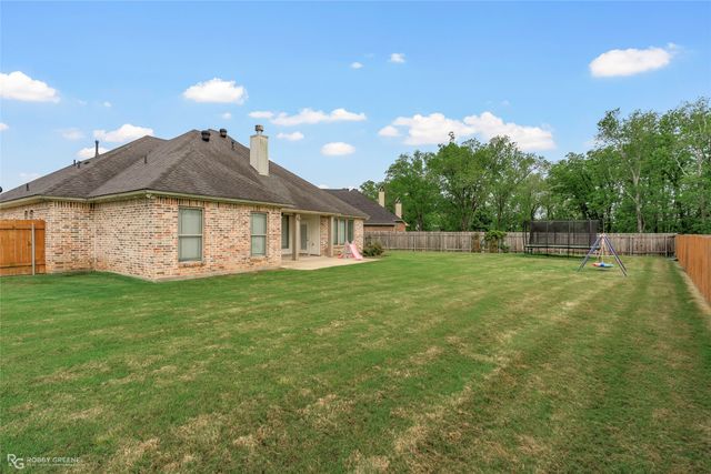 255 Arrowhead Drive, Bossier City, LA 71111