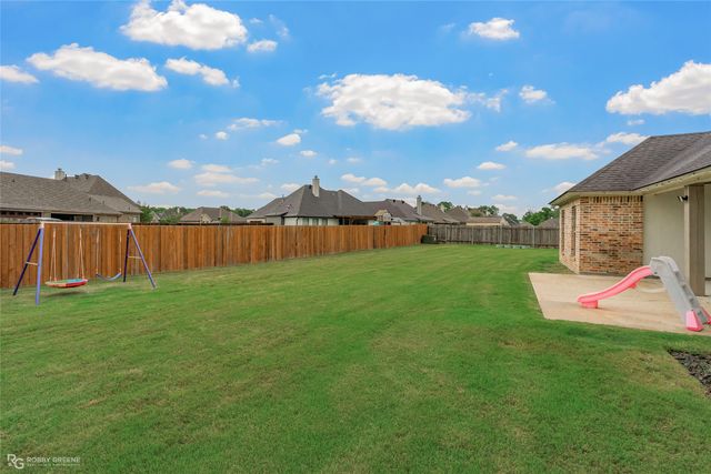 255 Arrowhead Drive, Bossier City, LA 71111