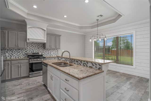 255 Arrowhead Drive, Bossier City, LA 71111