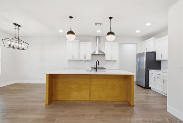 15522 E Taylor Lane, Claremore, OK 74017