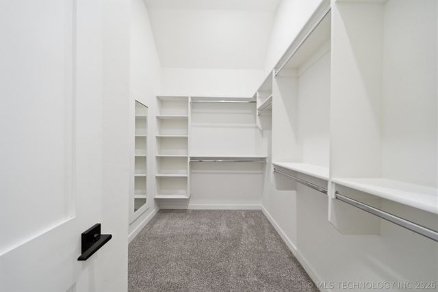 15522 E Taylor Lane, Claremore, OK 74017