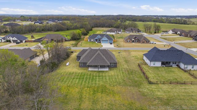 15522 E Taylor Lane, Claremore, OK 74017