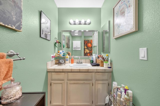 1712 Darin Court, Carson City, NV 89701