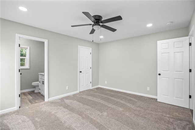 1736 Bramblebrook Lane, Winston-salem, NC 27105
