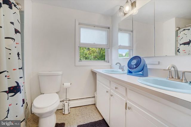 12 VIRGINIA AVE, Shrewsbury, PA 17361
