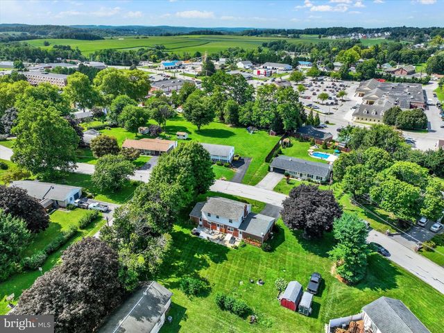 12 VIRGINIA AVE, Shrewsbury, PA 17361