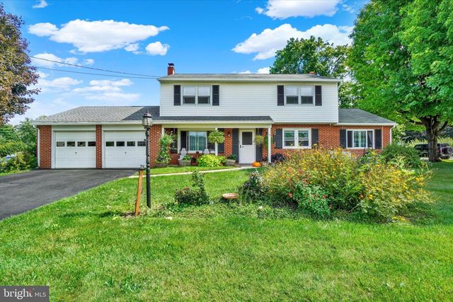 12 VIRGINIA AVE, Shrewsbury, PA 17361