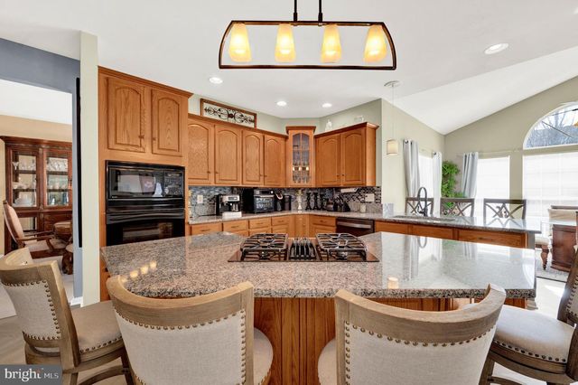 533 RUBENS CIRCLE, Martinsburg, WV 25403