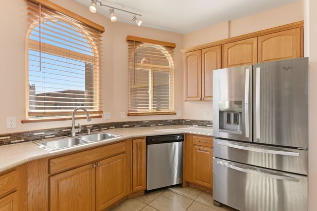 1568 Shalako Way, Santa Fe, NM 87507