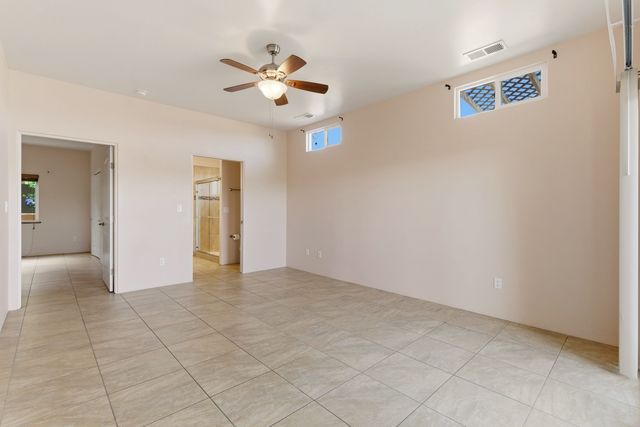 1568 Shalako Way, Santa Fe, NM 87507