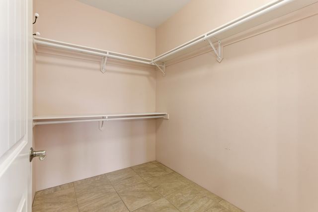 1568 Shalako Way, Santa Fe, NM 87507