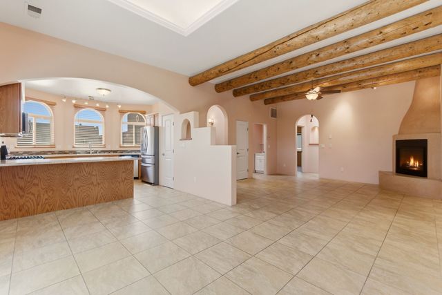 1568 Shalako Way, Santa Fe, NM 87507