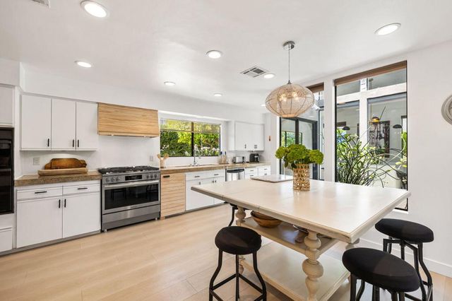 4 Lincoln Place, Rancho Mirage, CA 92270