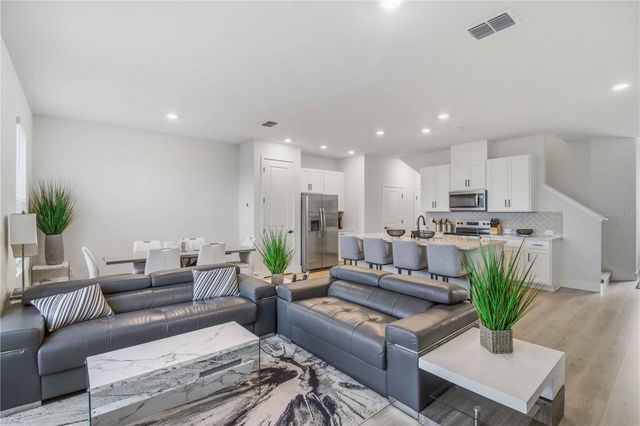 11742 FULL MOON LOOP, Parrish, FL 34219