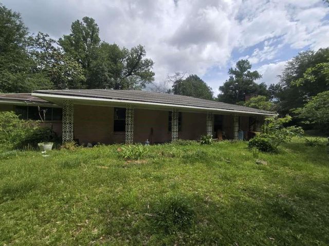 400 County Road 2318, Dayton, TX 77535