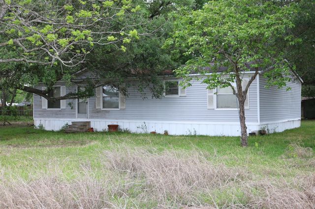 18619 Highway 36, Guy, TX 77444