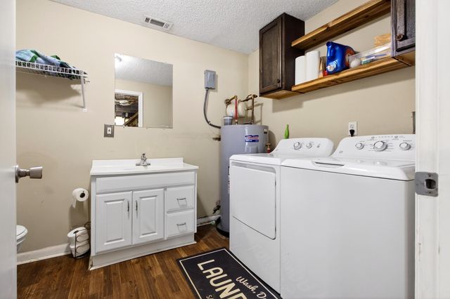 4404 Shelborne Drive, Chattanooga, TN 37416