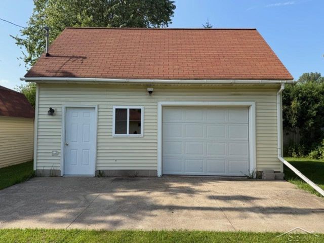 15696 Gratiot Road, Richland Twp, MI 48626