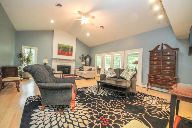35 Bennington Drive, Belmont, NH 03220