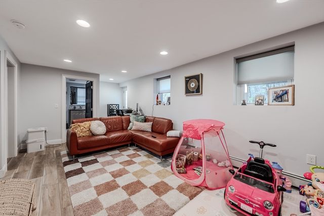 6 Third St, Tewksbury, MA 01876