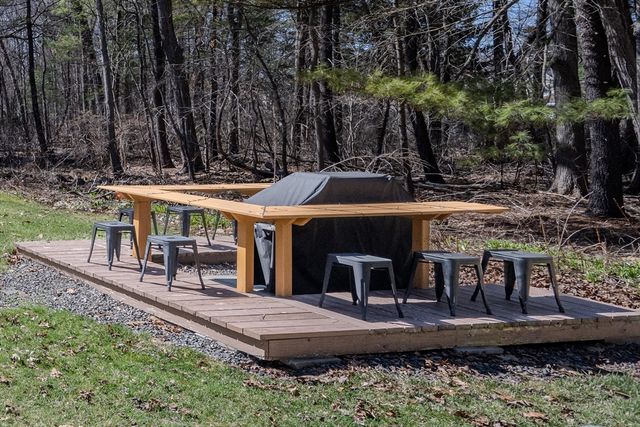 6 Third St, Tewksbury, MA 01876