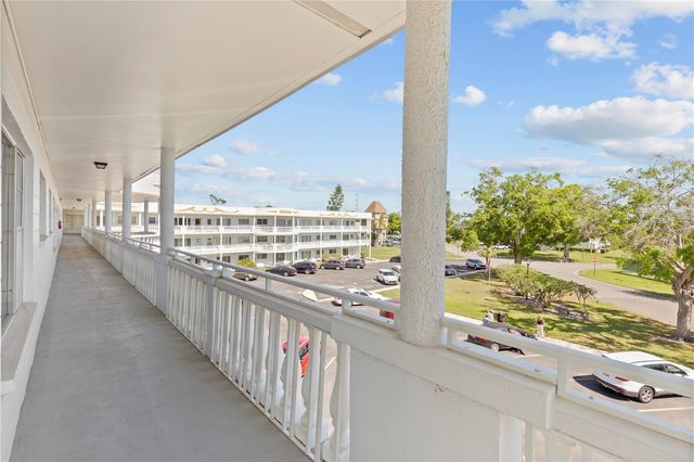 2428 COLUMBIA DRIVE 50, Clearwater, FL 33763