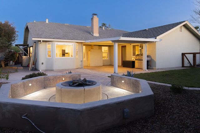 1255 Sweetbrier Pl, Manteca, CA 95336