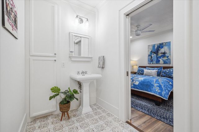 1121 Key Street, Houston, TX 77009