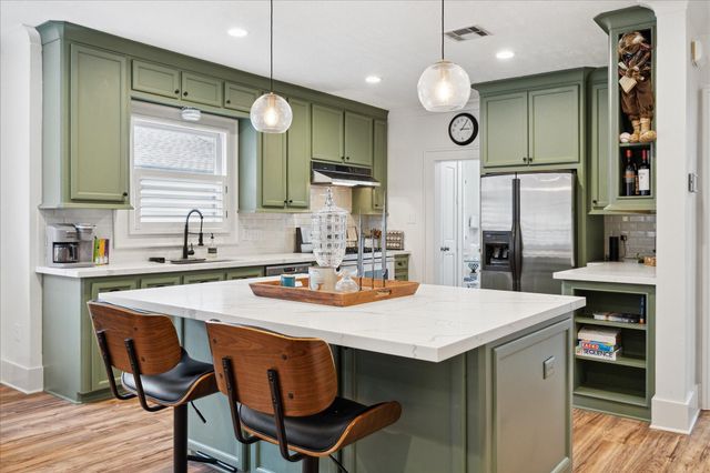 1121 Key Street, Houston, TX 77009