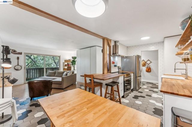 1321 Webster Street D103, Alameda, CA 94501