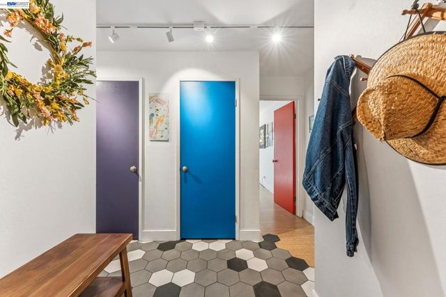 1321 Webster Street D103, Alameda, CA 94501