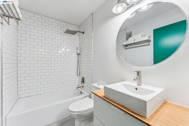 1321 Webster Street D103, Alameda, CA 94501